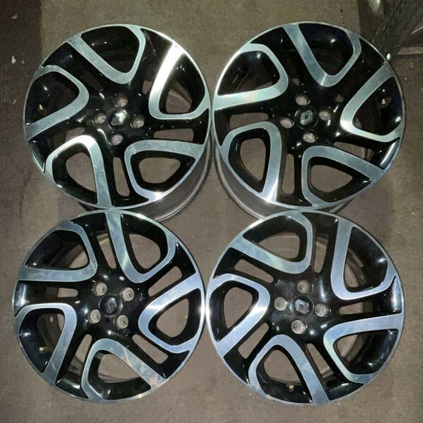 4 - CERCHI IN LEGA RENAULT 6,5X17 4X100 ET40 CB 60,1