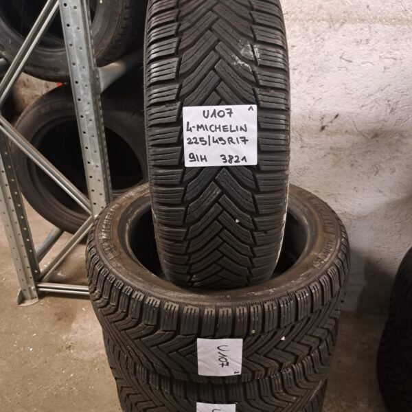 4 - MICHELIN ALPIN 6 225/45R17 91H