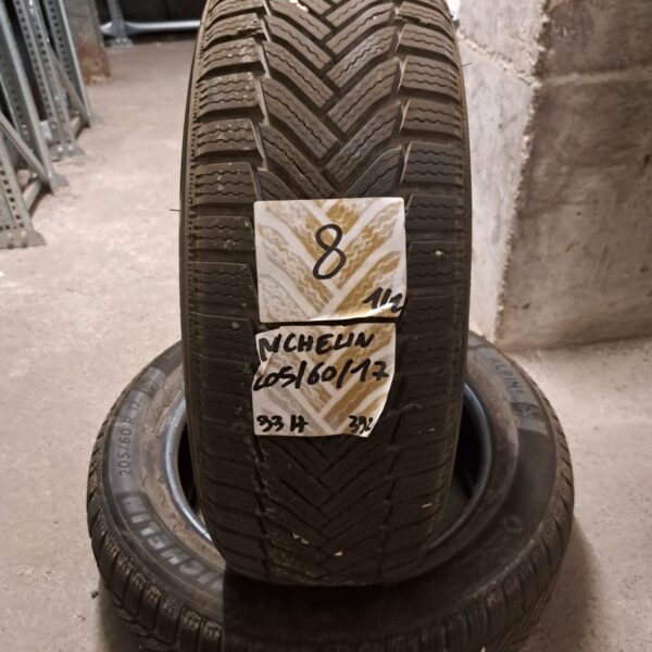2 - MICHELIN ALPIN 6 205/60R17 93H