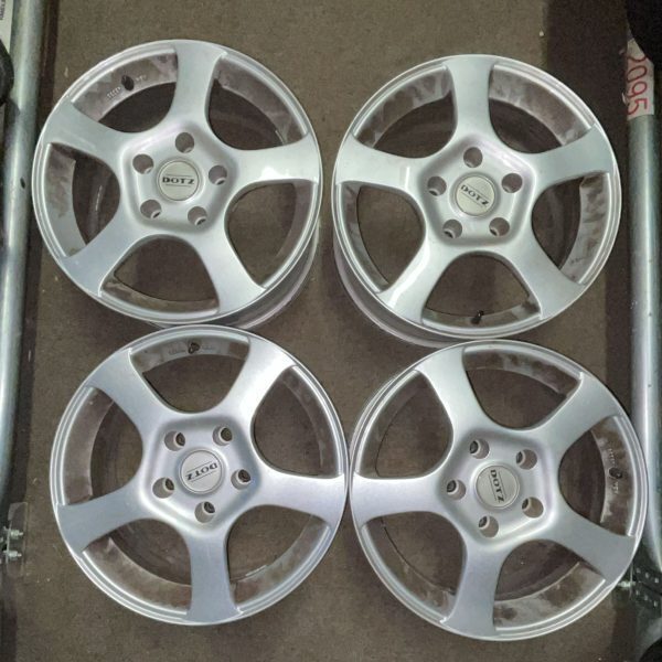 4 - CERCHI IN LEGA DOTZ 7X16 5X120 ET35 CB72,6