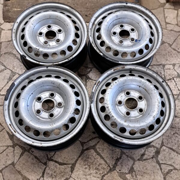 4 - CERCHI IN LAMIERA VW 6,5X16 5X120 ET51 CB 65,1