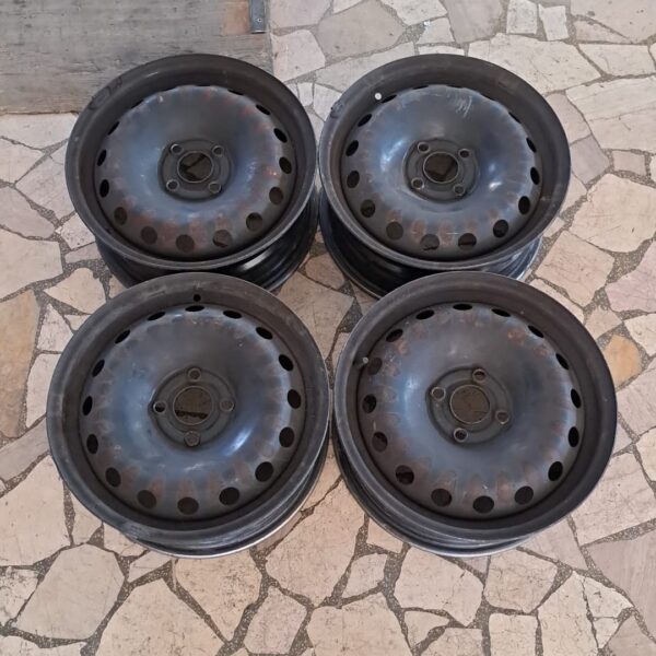 4 - CERCHI IN LAMIERA FIAT GP 6X15 4X100 ET43 CB 56,6