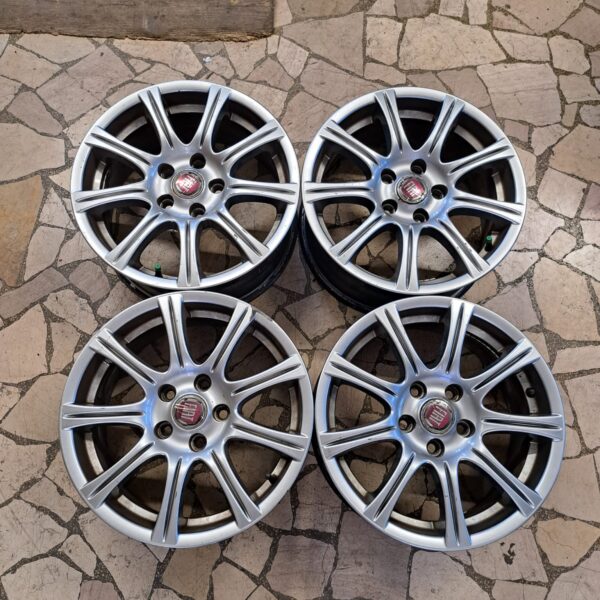 4 - CERCHI IN LEGA ARCASTING 7X16 5X110 ET40 CB 67,1