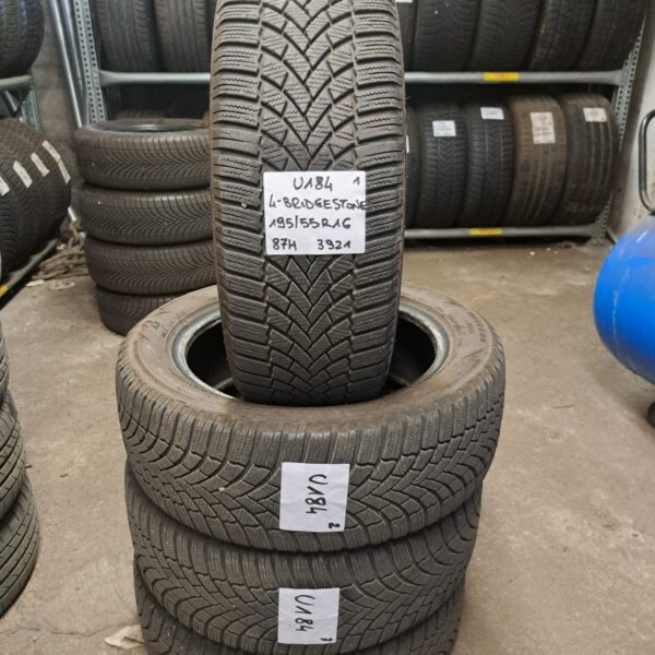 4 - BRIDGESTONE BLIZZAK LM005 195/55R16 87H