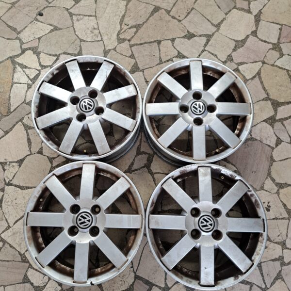 4 - CERCHI IN LEGA VW 6X15 4X100 ET45 CB 57,1