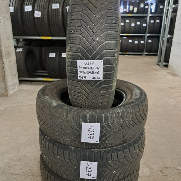 4 - MICHELIN ALPIN 6 215/65R16 98H