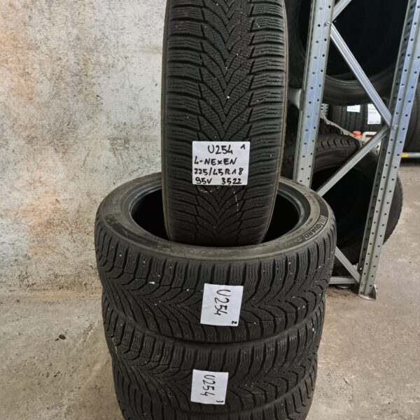 4 - NEXEN WG SPORT 2 225/45R18 95V