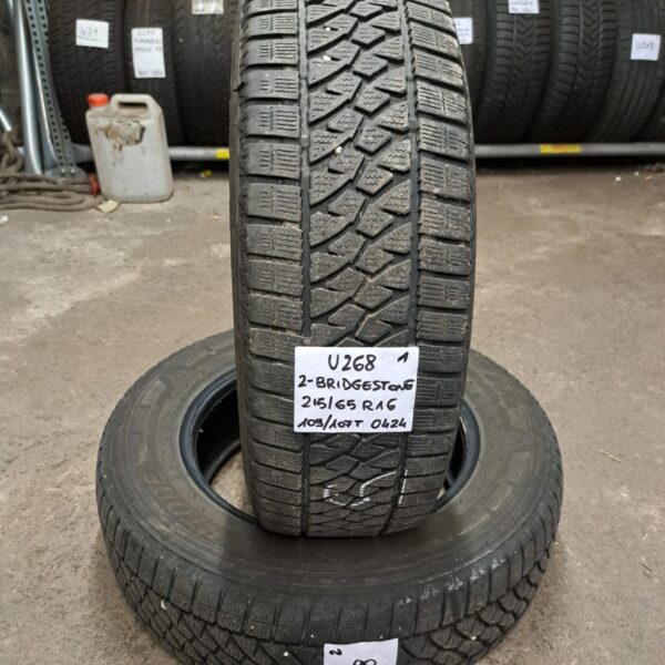 2 - BRIDGESTONE BLIZZAK W810 215/65R16 109/107T