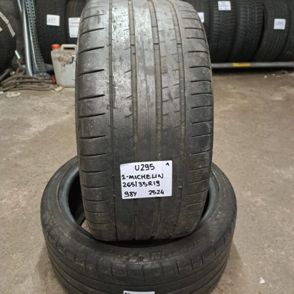 2 - MICHELIN PILOT SUPER SPORT * 265/35R19 98Y