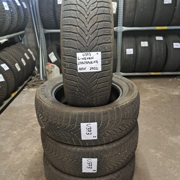 4 - NEXEN WG SPORT 2 235/55R17 103V