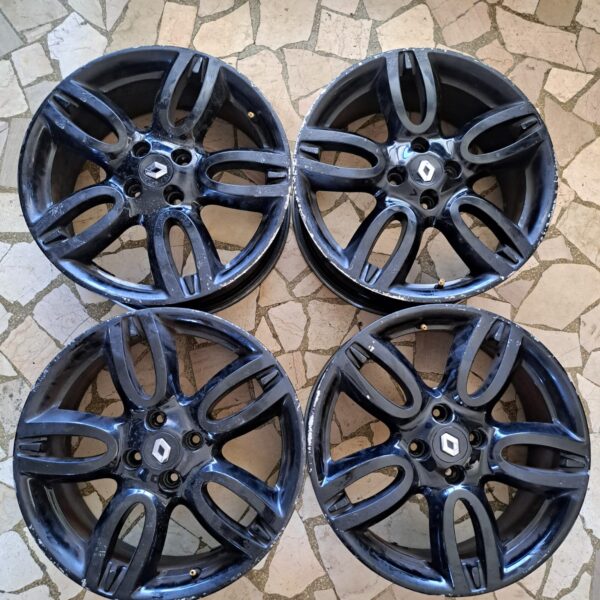 4 - CERCHI IN LEGA RENAULT 7X17 4X100 ET35 CB 60,1